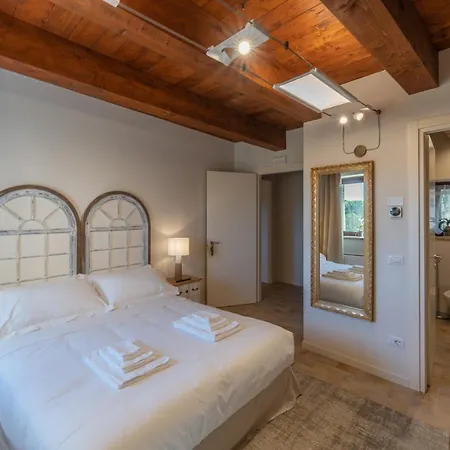 Porta Gemina History - Intera *